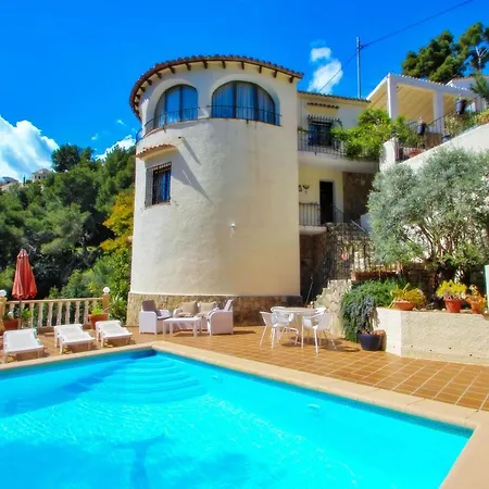 Monica Ii - With Private Swimming Pool In Villa